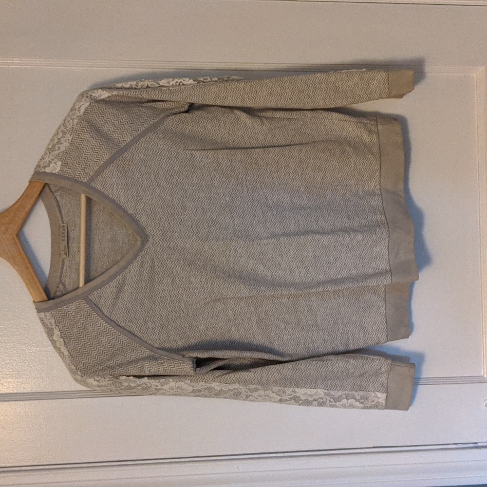Hinge Lace Detail Raglan Sweater